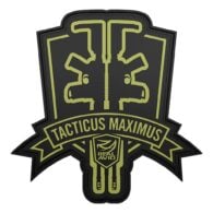 a black and yellow patch with the words tacticus maximus on it