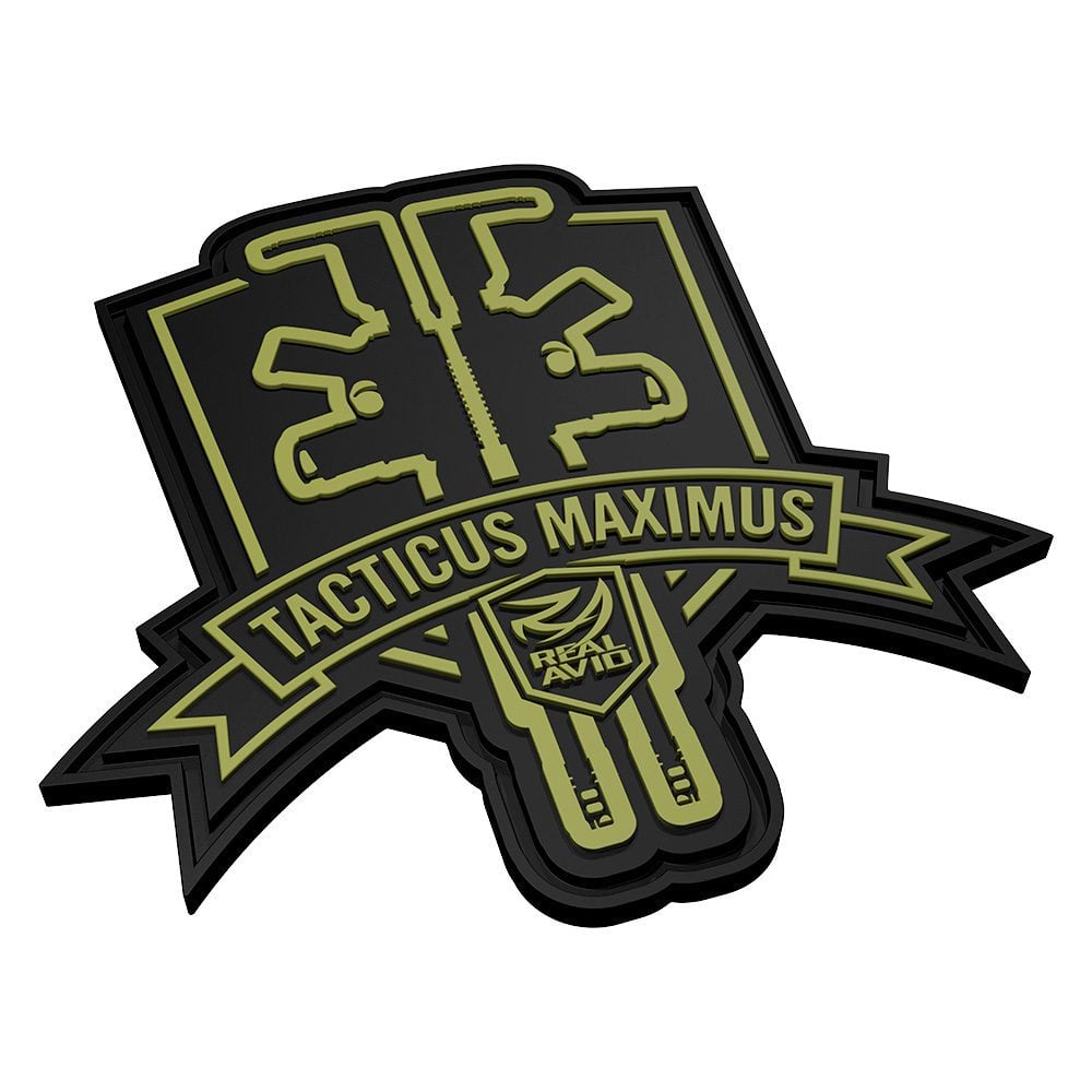 a black and yellow patch with the words tactius maximus on it
